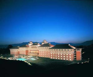 hyatt_1.jpg